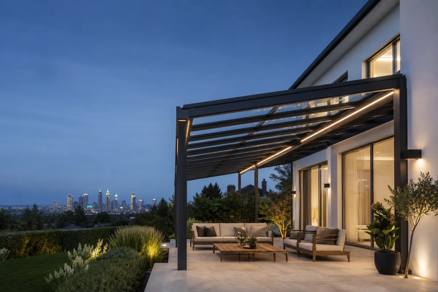 Premium-Terrassenüberdachung mit Blick auf Frankfurt